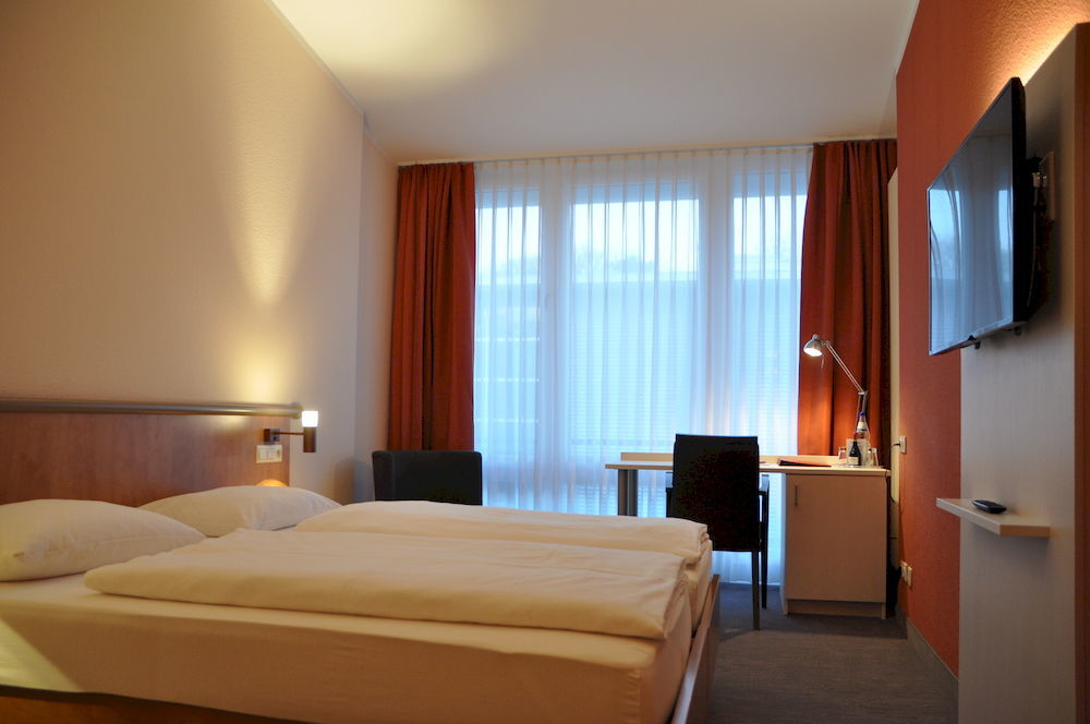 Hotel Spree-Idyll Berlin Exterior photo